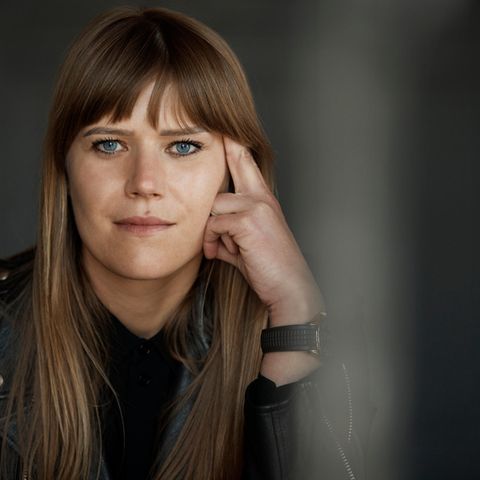 Gemeinsam mit ihrem Mann macht Anita Gademann Institut und Schüler fit für die Zukunft - eine Zukunft mit Künstlicher Intelligenz.