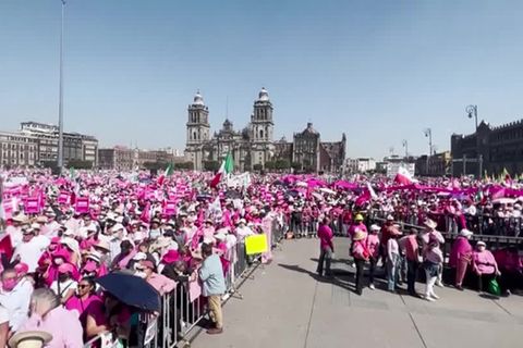 Video: Mexiko-Stadt: Großdemonstration gegen Wahlreform
