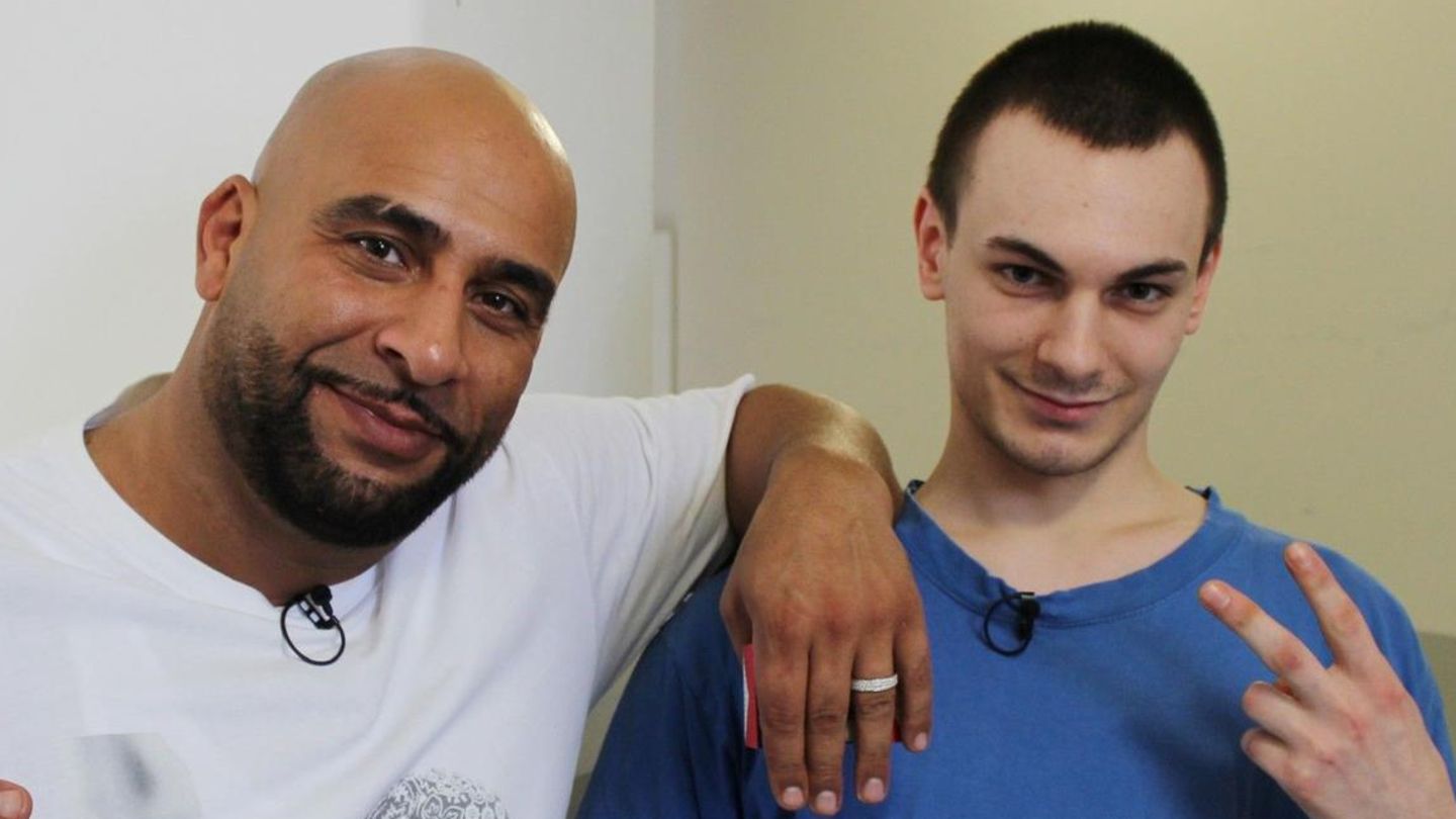 Rapper Veyel mit Gefängnis-Insasse