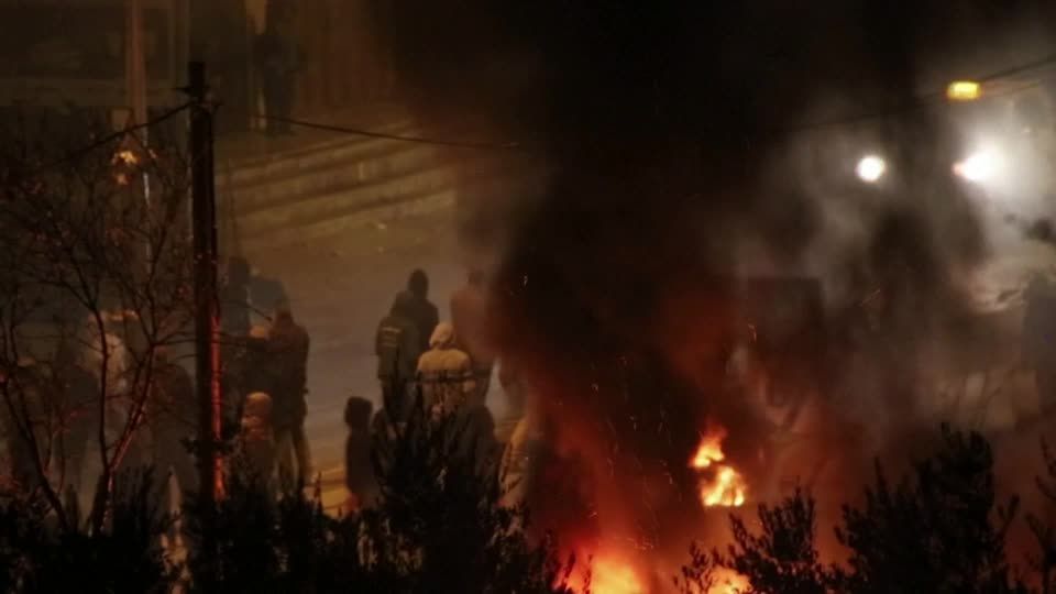 Video: Westjordanland: Israelische Sieder zünden palästinensische Häuser an