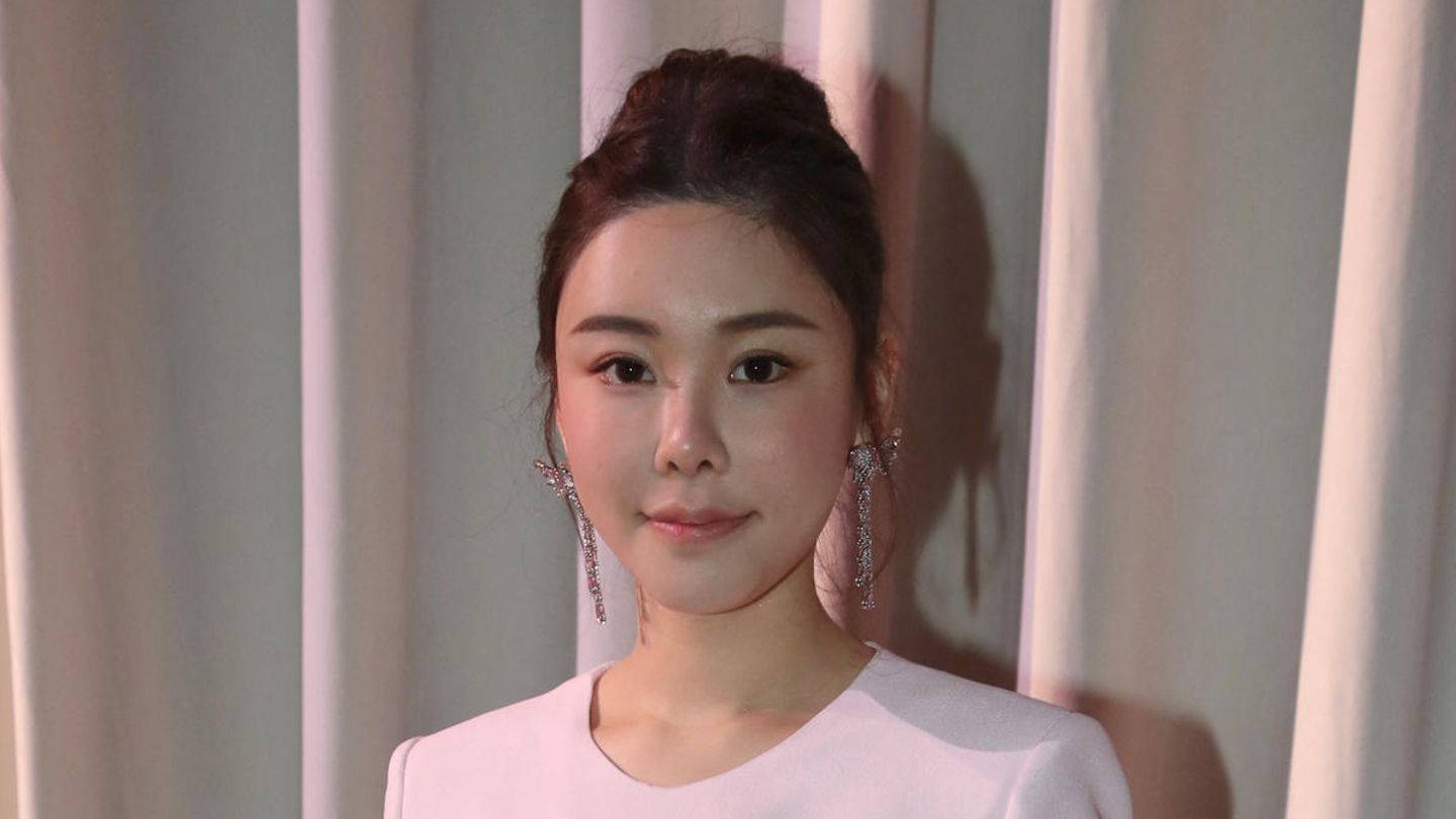 Im Januar war die Mode-Influencerin Abby Choi aus Hongkong auf der Fashion Week in Paris