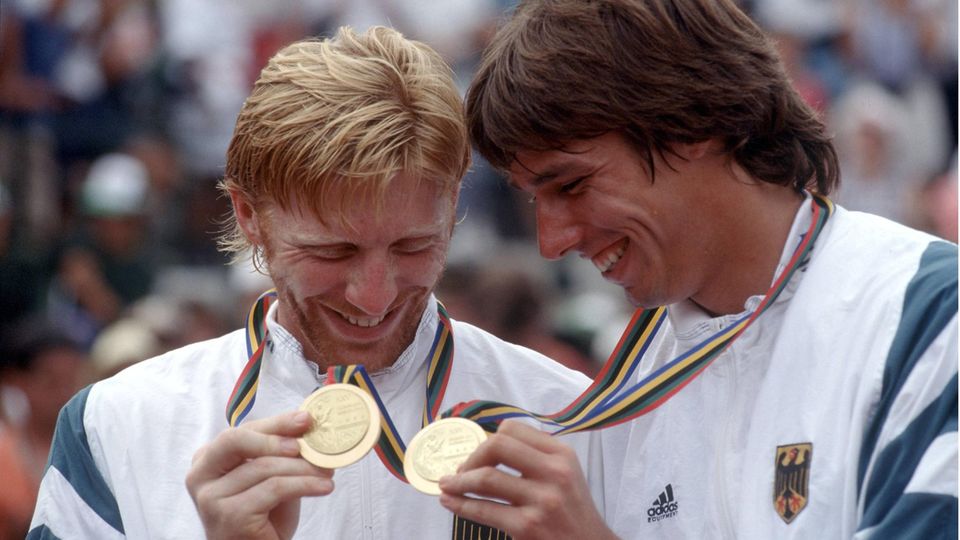 Boris Becker Michael Stich mit Goldmedaillen bei den Olympischen Spielen 1992