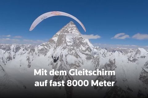 Video: Mit dem Gleitschirm auf fast 8000 Meter