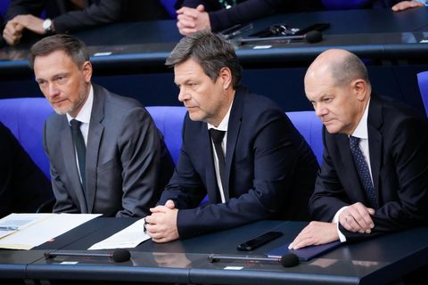 Finanzminister Christian Lindner (FDP), Wirtschaftsminister Robert Habeck (Bündnis 90/Die Grünen) und Kanzler Olaf Scholz (SPD)