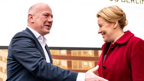 Kai Wegner, Spitzenkandidat der CDU, und Franziska Giffey (SPD), Regierende Bürgermeisterin von Berlin