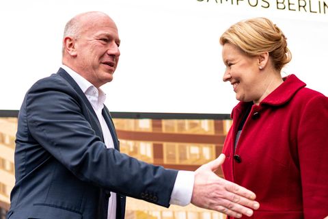 Kai Wegner, Spitzenkandidat der CDU, und Franziska Giffey (SPD), Regierende Bürgermeisterin von Berlin