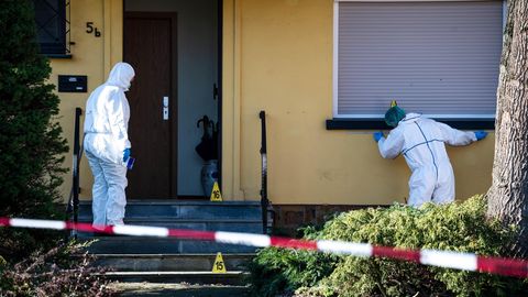 Polizeibeamte am Tatort in Bramsche