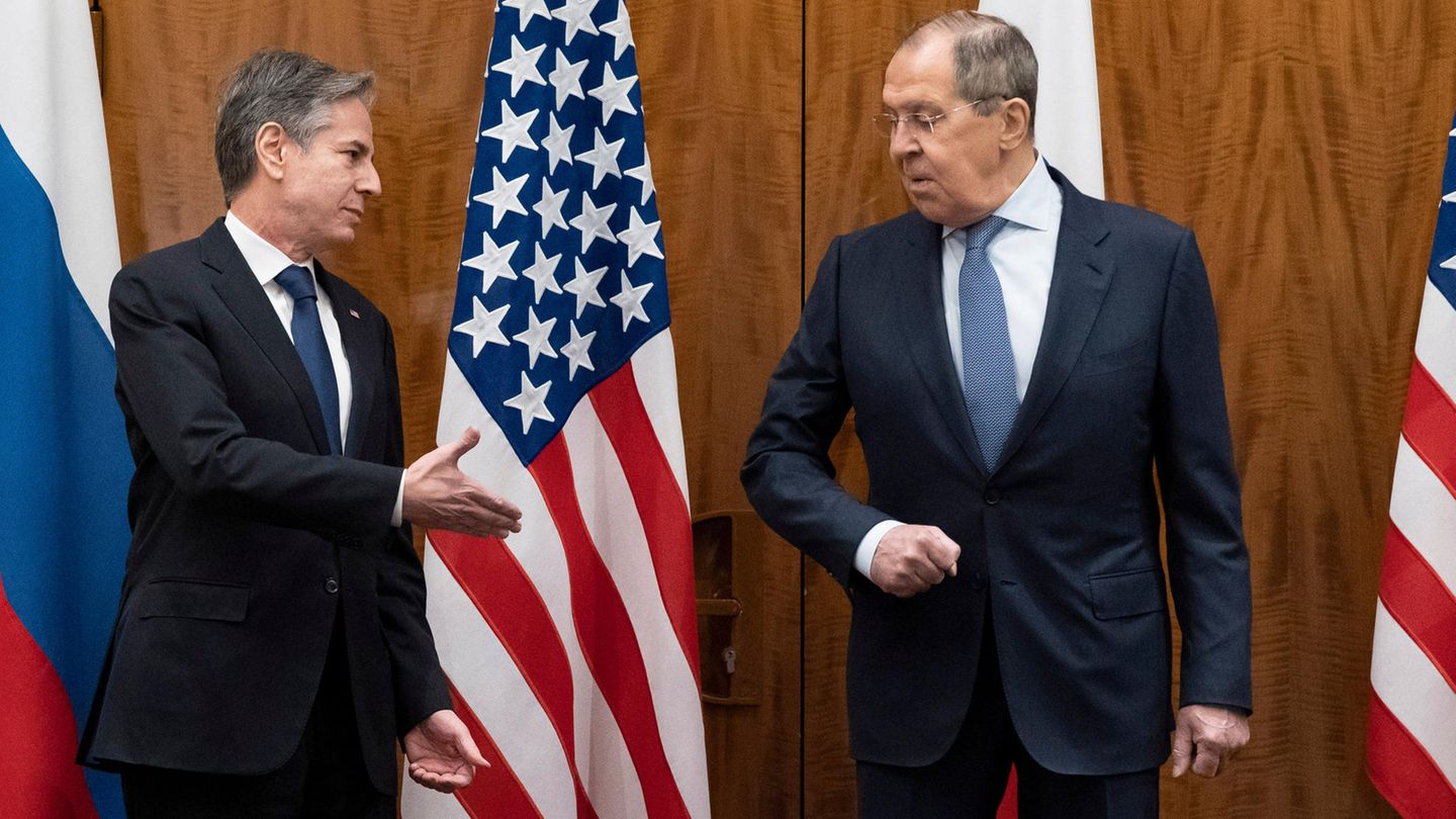 Ukraine news: Blinken and Lavrov talk to each other