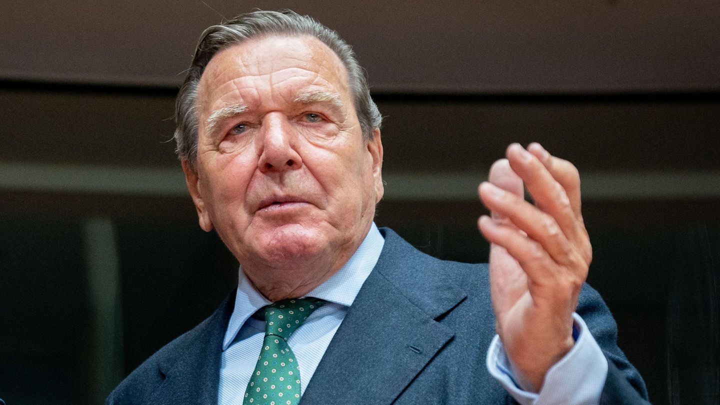 Gerhard Schröder can remain in the SPD – and is pleased