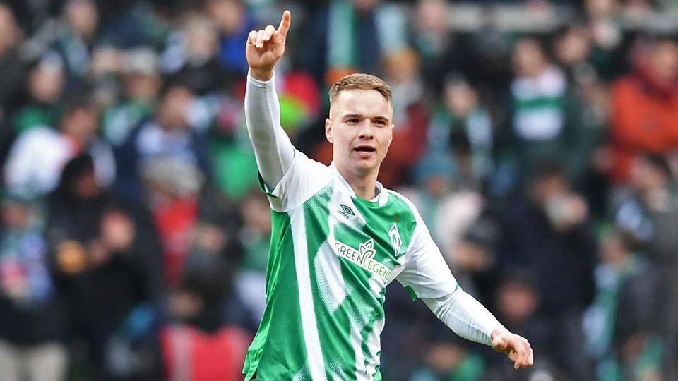 "Man hinterfragt alles": Werder Bremens Niklas Schmidt jubelt über sein Tor gegen den VfL Bochum