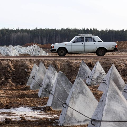 Russland, Region Brjansk: Befestigungslinie entlang der Grenze zur Ukraine