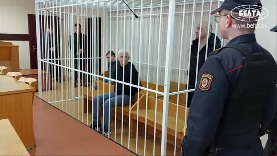 Video: Friedensnobelpreisträger zu zehn Jahren Haft in Belarus verurteilt