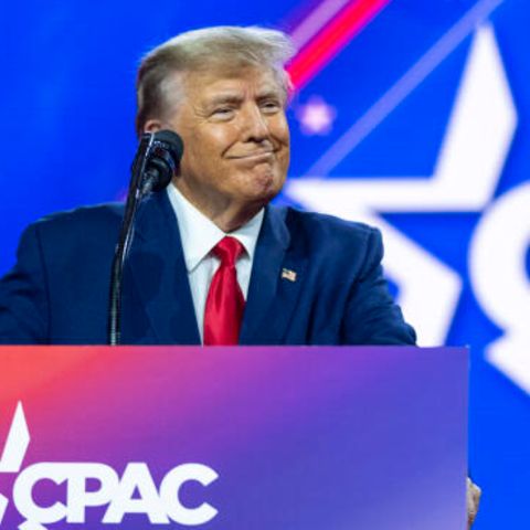 Ex-Präsident Donald Trump spricht auf der CPAC zu seinen Anhängern