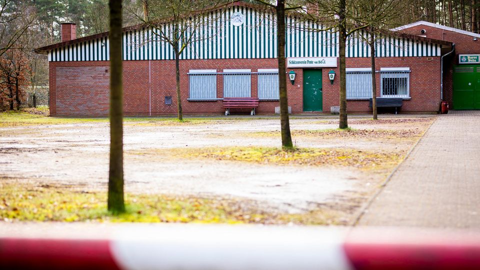 Bramsche: Die Zufahrt zur Schützenhalle ist der nach der Tat versperrt