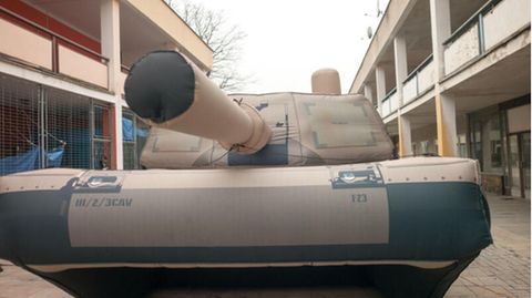 Nachbildung eines Kampfpanzers westlicher Bauart