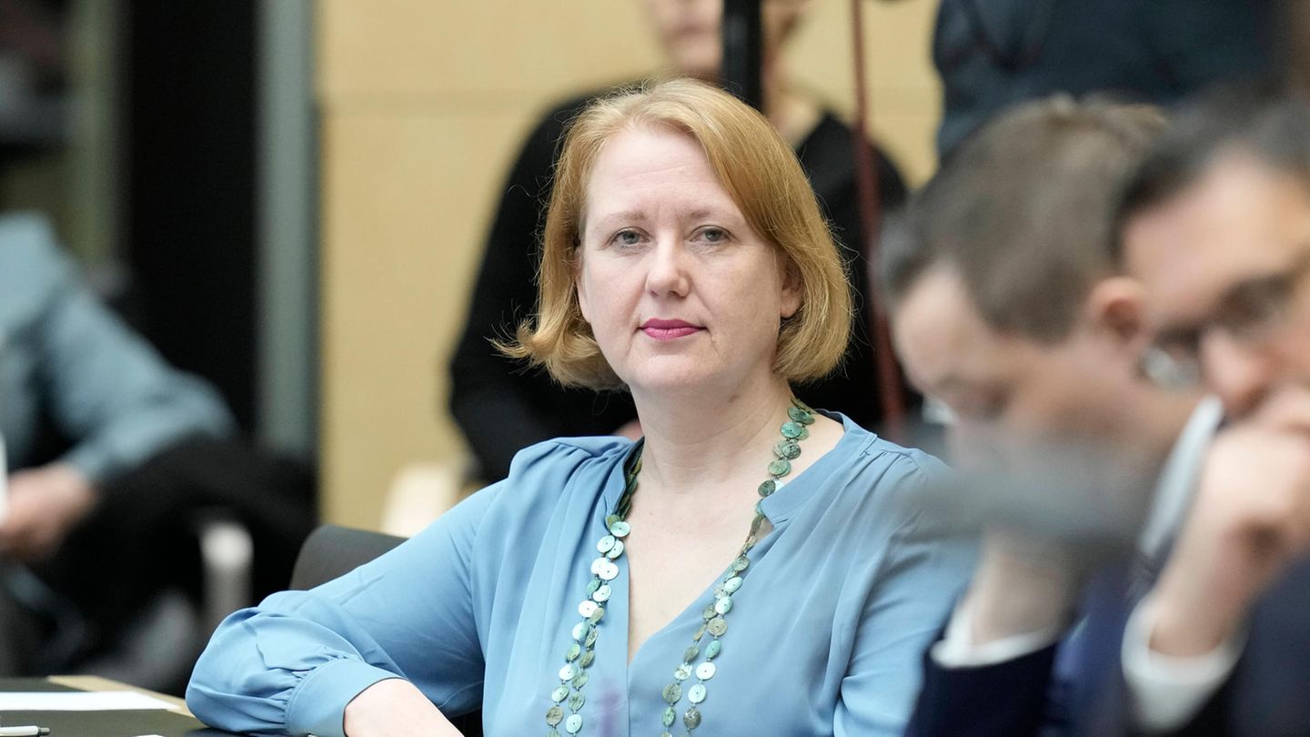 Lisa Paus Lisa Paus