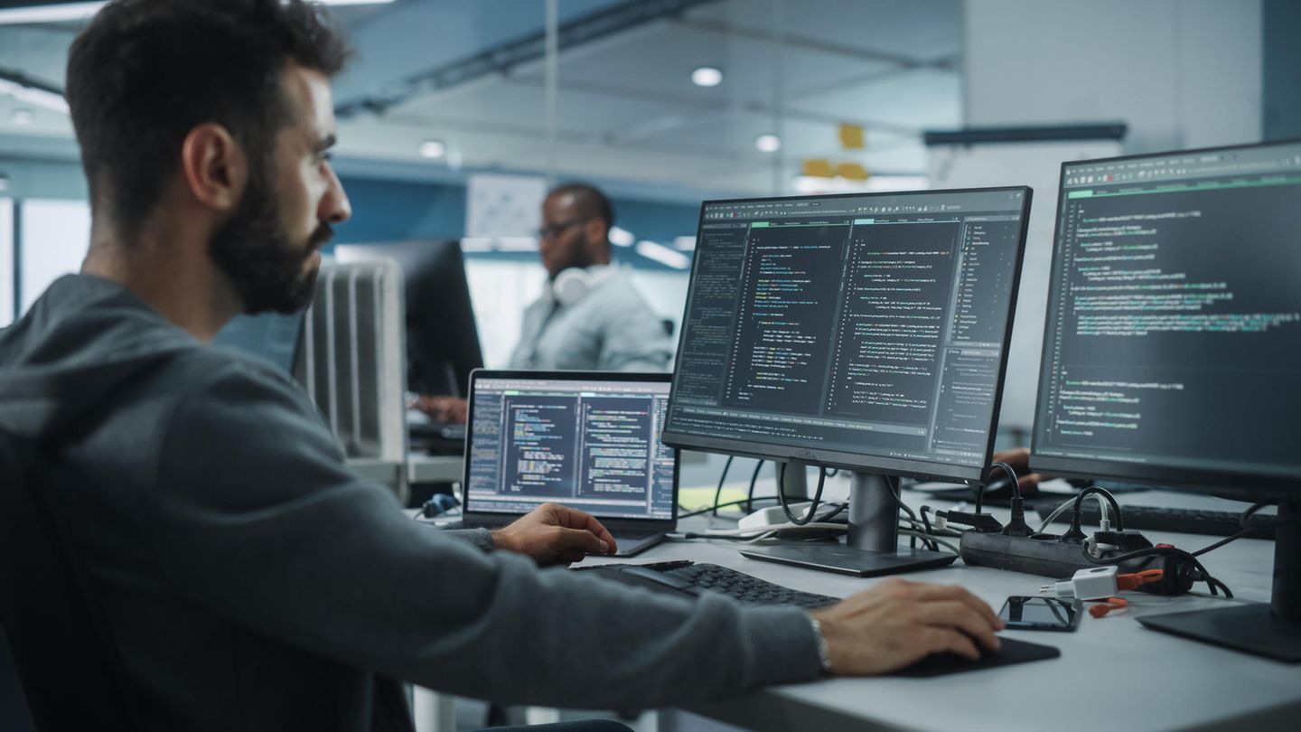 stern-ranking: Soft- und Hardware: Das sind die innovativsten Mittelständler innerhalb der Branche. Soft- und Hardware: Das sind die innovativsten Mittelständler innerhalb der Branche.
