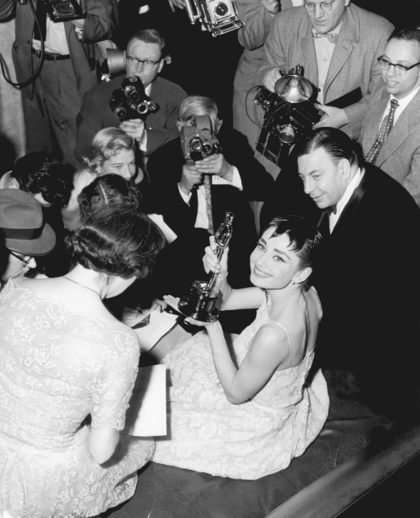 Audrey Hepburn wird 1954 bei den Oscars ausgezeichnet