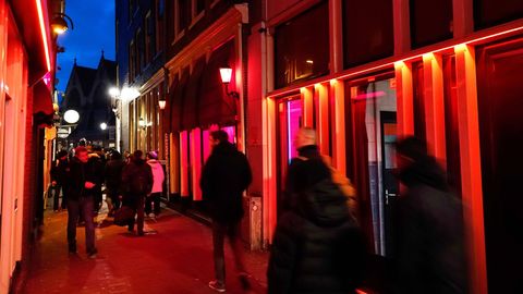 Rotlichtbezirk De Wallen in Amsterdam