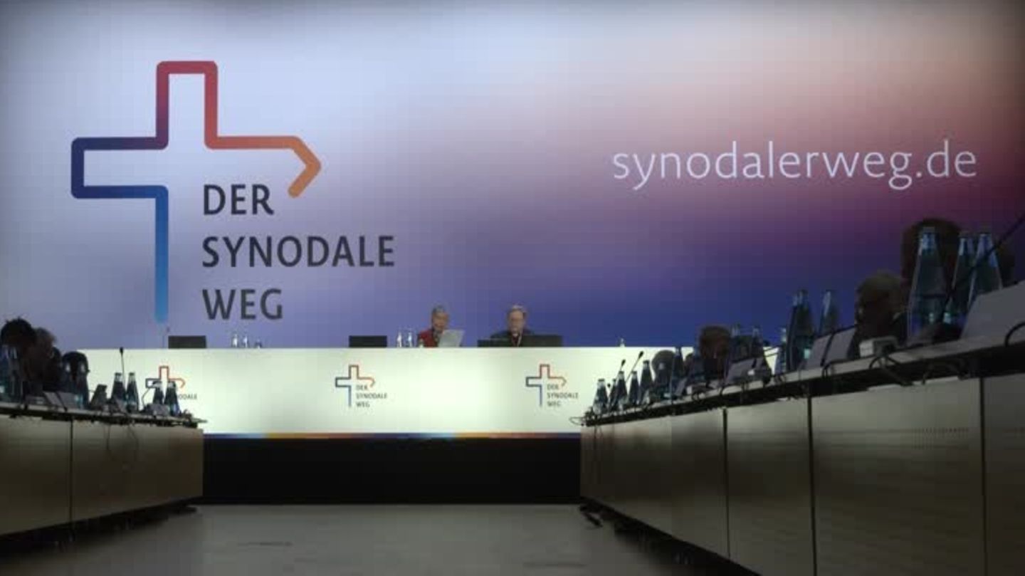 Frankfurt: Synodaler Weg ringt um Zukunft der katholischen Kirche ...