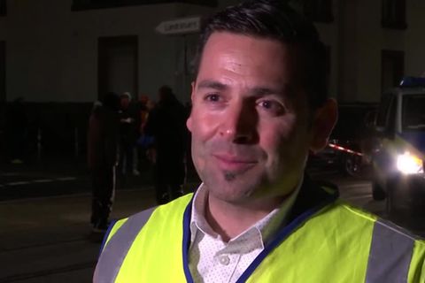 Video: Geiseln in Karlsruhe befreit: Durchsuchungen laufen weiter