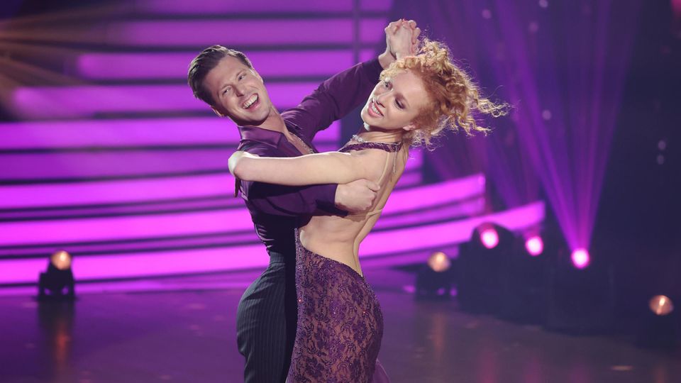 Valentin Lusin and Anna Ermakova at Let's Dance