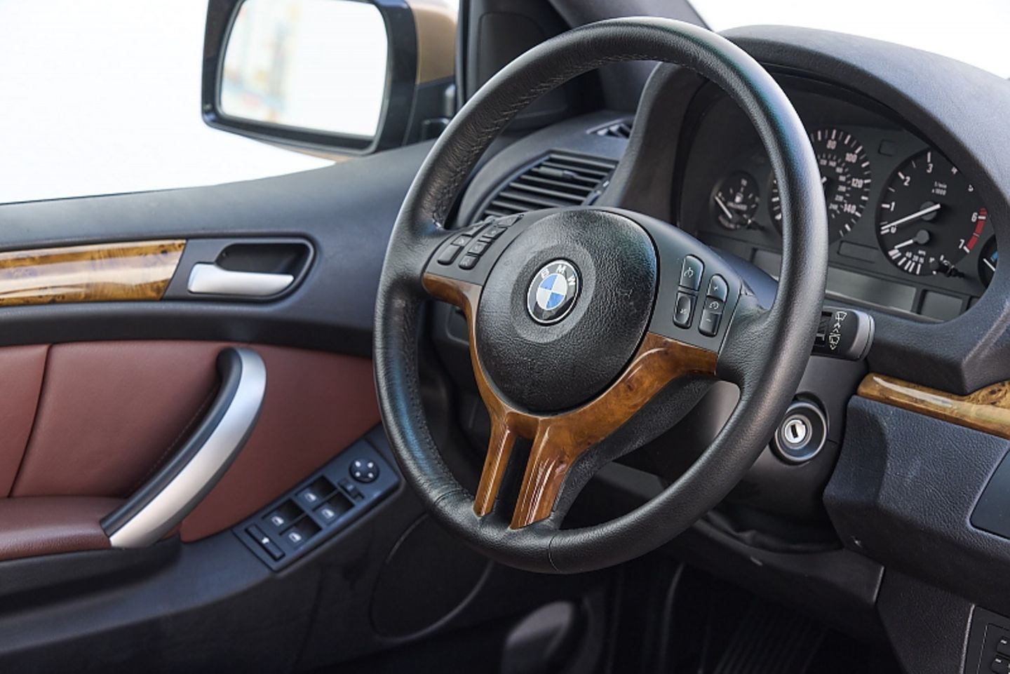 BMW X5 Neiman Marcus 2000