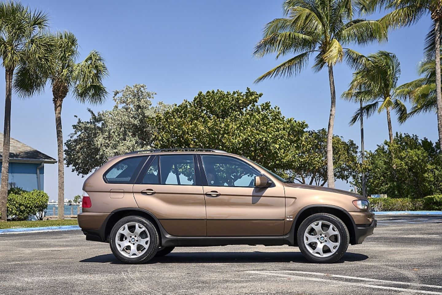 BMW X5 Neiman Marcus 2000