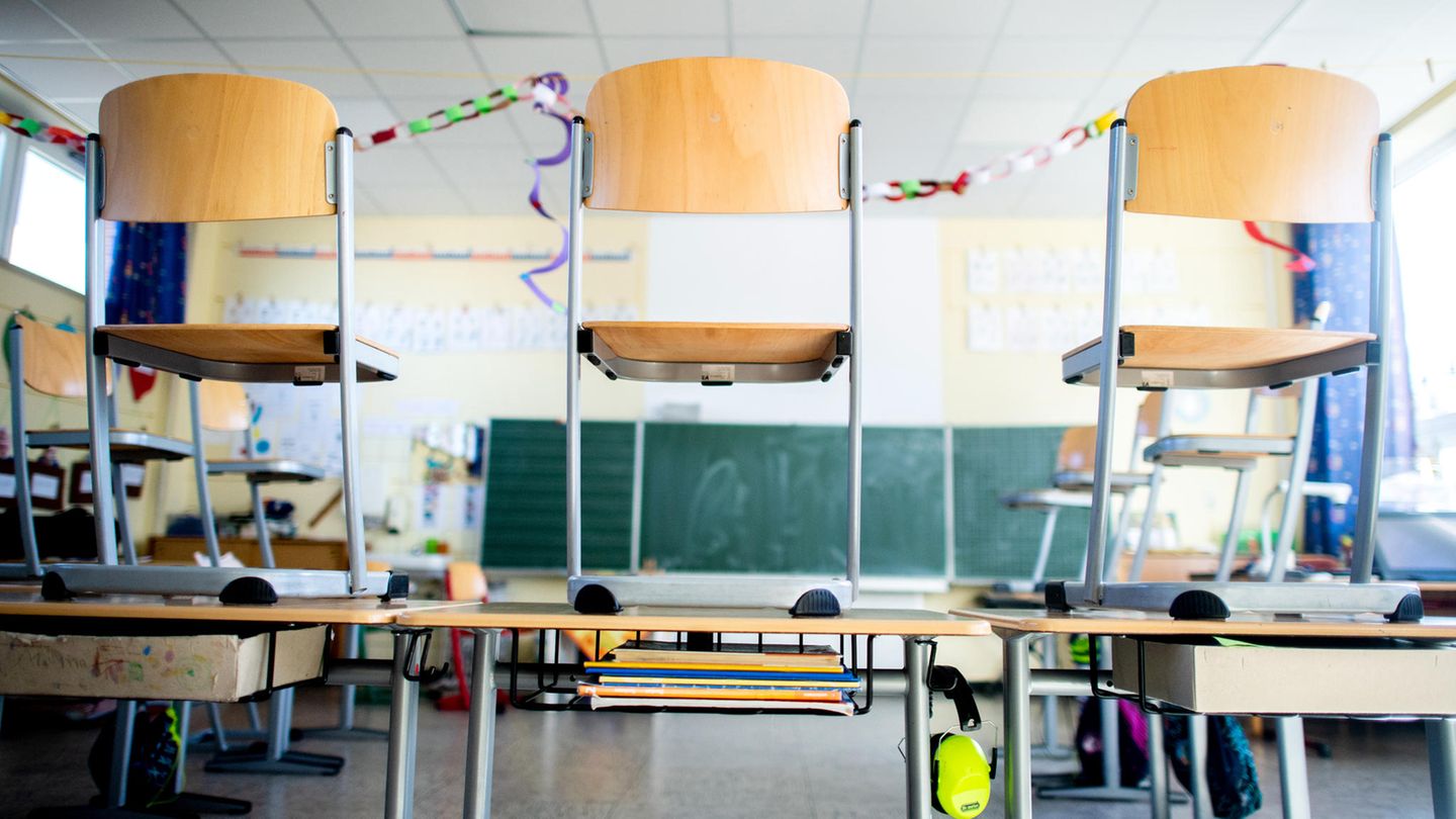 Bildungsgipfel: Blick in das Klassenzimmer einer Schule