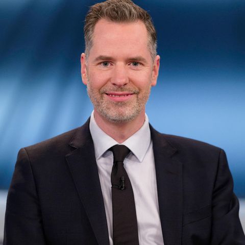 FDP-Fraktionschef Christian Dürr war am Sonntag zu Gast bei "Anne Will". Er lächelt in die Kamera.