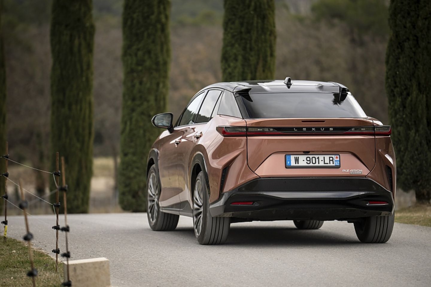Lexus RZ 450e