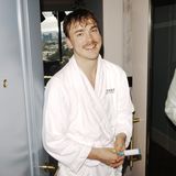 Schauspieler Albrecht Schuch im Hotel. 