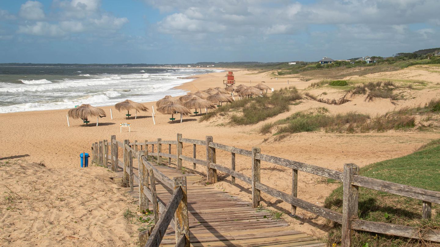 Irgendwas macht Uruguay gewaltig richtig. Es ist das einzige südamerikanische Land in der Top Ten des LGBTQI+-Rankings, das nächste ist dann erst Argentinien auf Platz 13. Uruguay überzeugt nicht nur mit paradiesischen Stränden und dem typisch südamerikanischen Flair, sondern auch mit einer sehr toleranten Gesellschaft. 