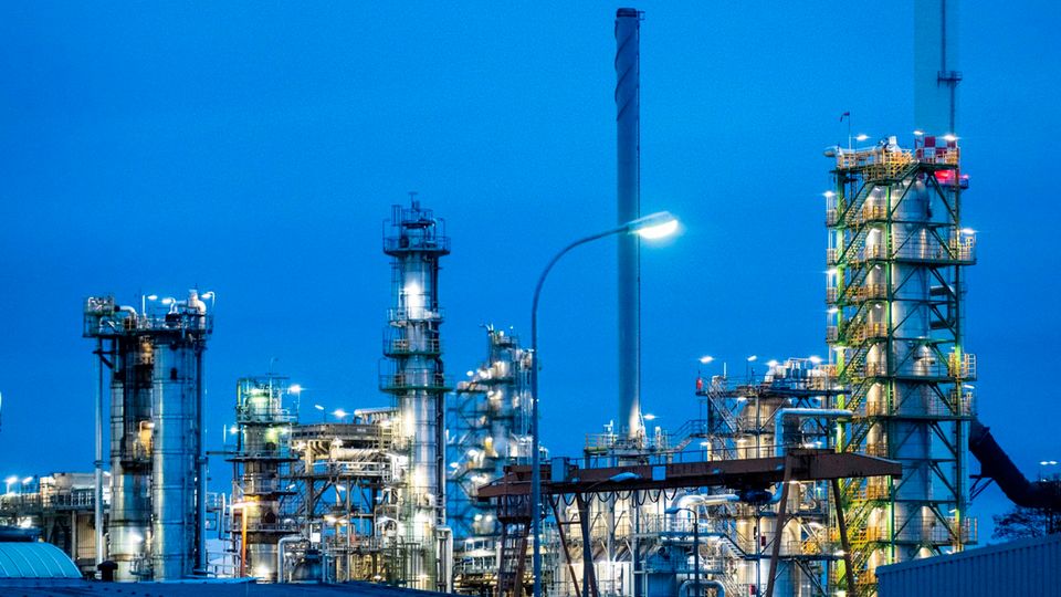 Russischer Ölkonzern Rosneft scheitert mit Klage gegen Treuhandverwaltung von Tochterfirmen