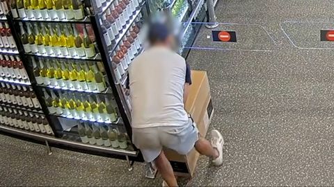 Unfassbar dreist: Diebe klauen Computer bei Aldi