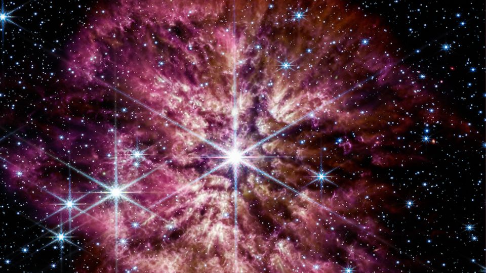 Spektakulär: Weltraumteleskop zeigt sterbenden Stern Spektakulär: Weltraumteleskop zeigt sterbenden Stern