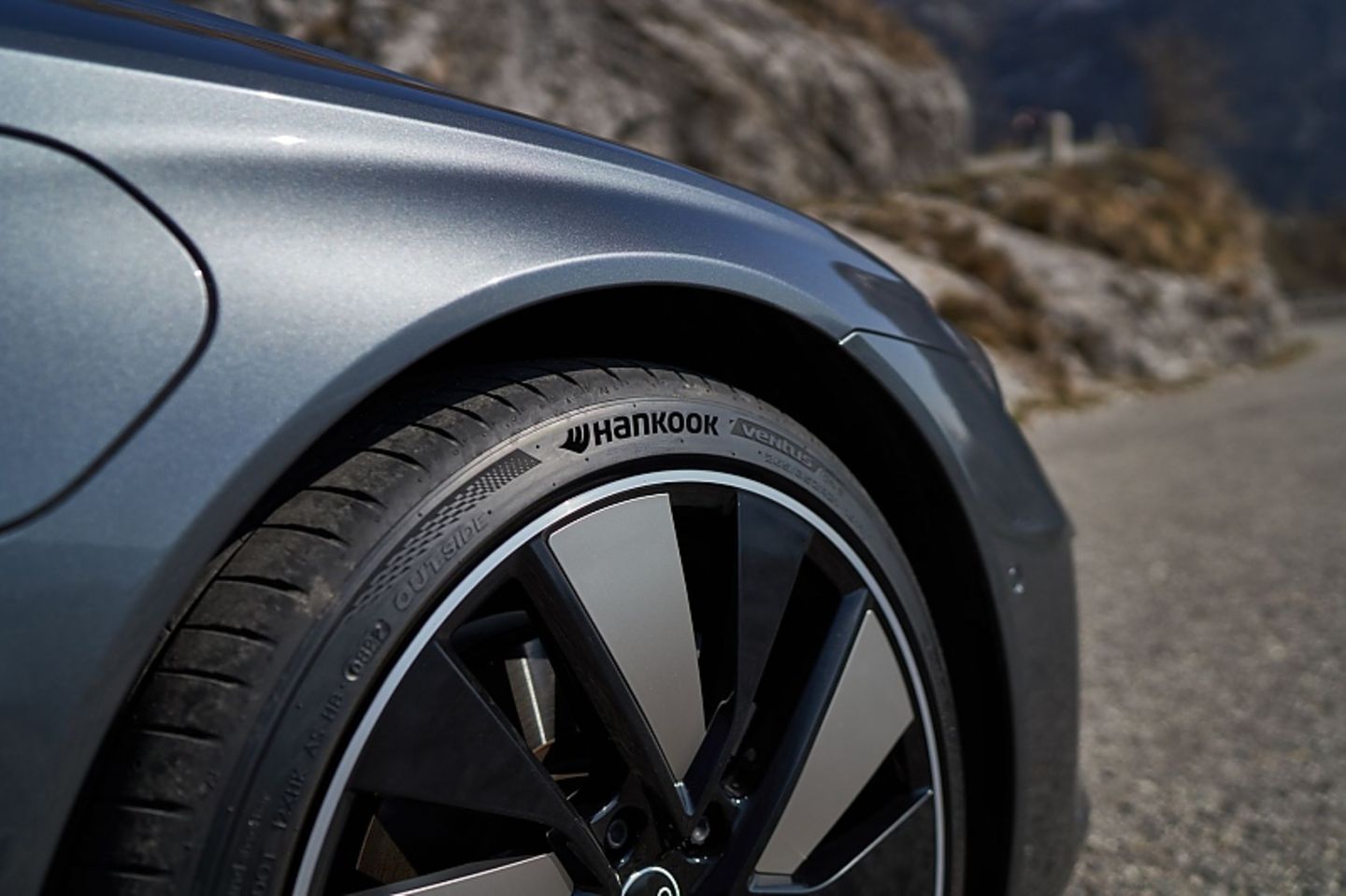 Hankook Ventus iON S