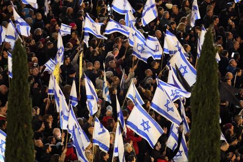 Menge von Demonstranten in Tel Aviv