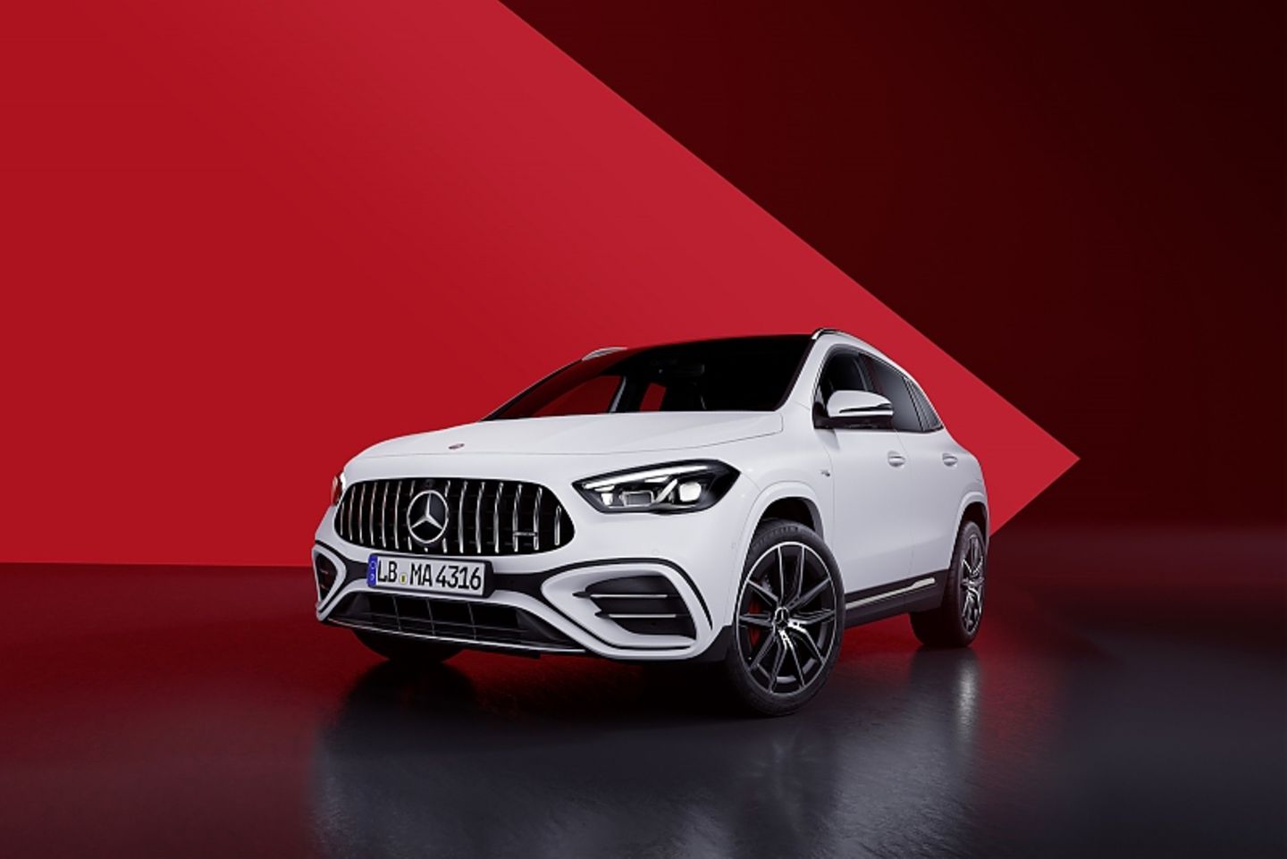 Mercedes GLA / GLB 2023 / 2024
