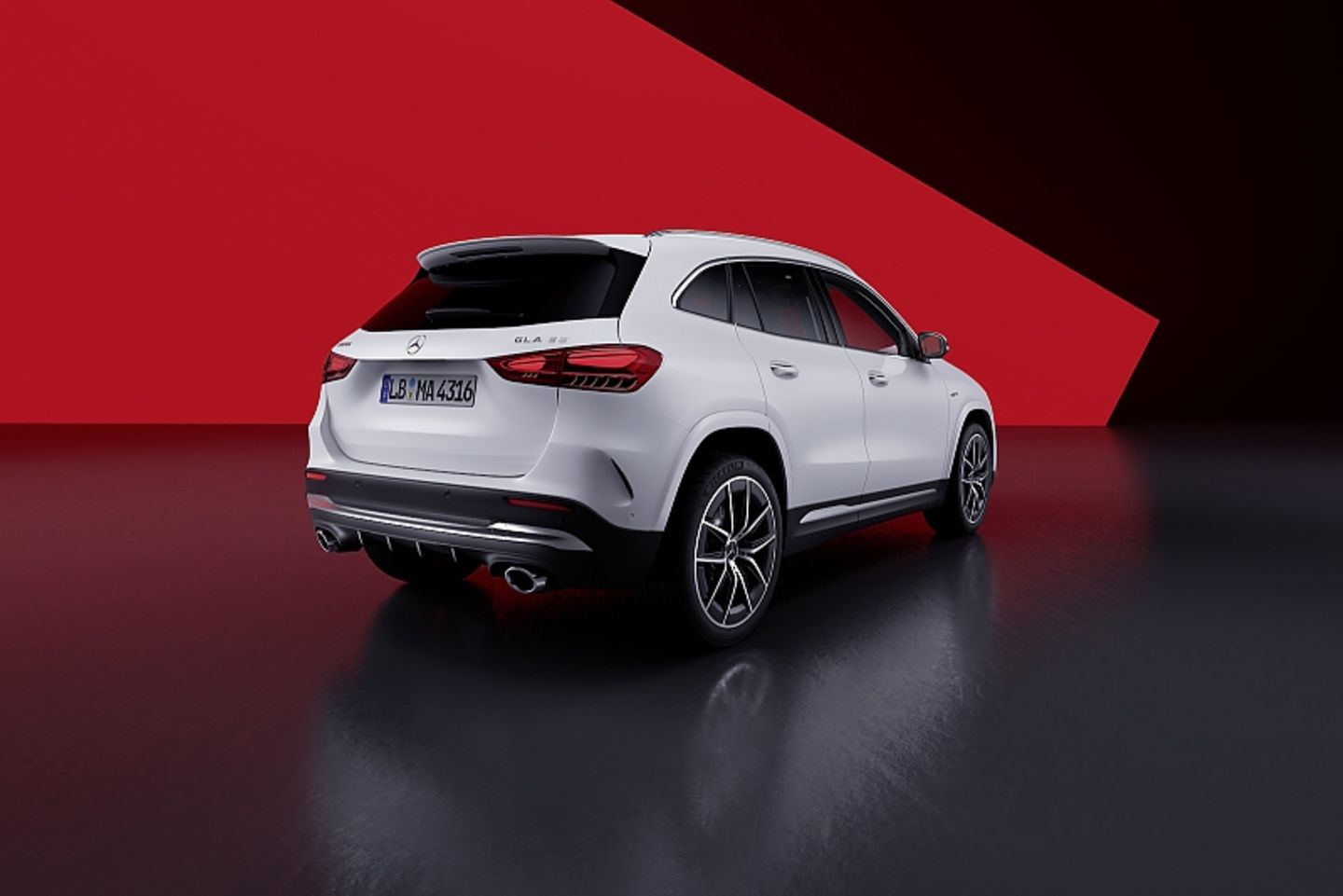 Mercedes GLA / GLB 2023 / 2024