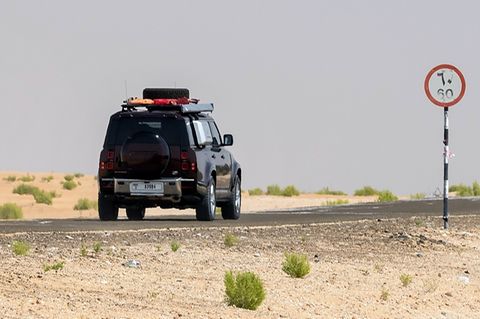 Land Rover Defender 130