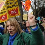 Inflation in Großbritannien: Lehrer streiken und demonstrieren in London