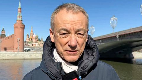"Führt vielleicht dazu, dass der Krieg verkürzt wird": Moskau-Reporter über Kampfjet-Lieferungen an Ukraine