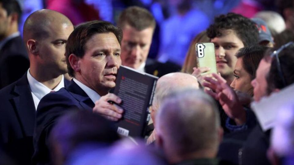 Ron DeSantis bereitet sich auf den Wahlkampf vor