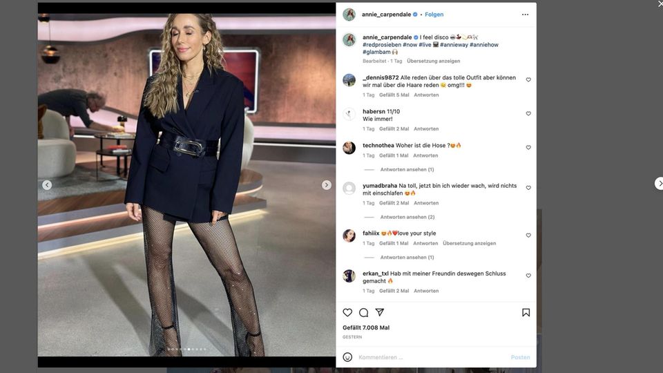 In einem Instagram-Post zeigte Annemarie Carpendale viel Bein