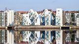 Eine Stadt zwischen Moderne und Historie – das ist Aarhus in Dänemark. Die Küstenstadt liegt auf der Halbinsel Jütland und ist vor allem für seine Jahrhunderte alten Fachwerkhäuser und seine vielen Museen, darunter ein Kunstmuseum und ein Wikingermuseum, bekannt. Das "Time Magazine" nennt einen weiteren Grund für einen Besuch in Aarhus: der klare Sternenhimmel über der Stadt. 