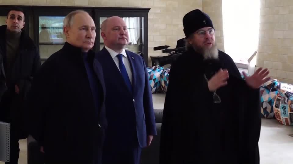 Krim: Putin in Sewastopol: Bilder sollen Kreml-Chef bei erstem Besuch seit Kriegsbeginn zeigen