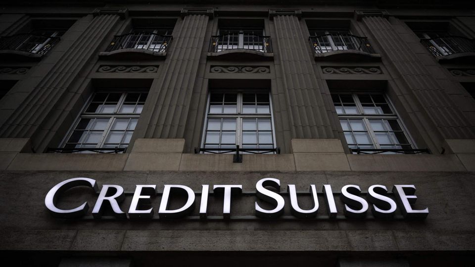Die Bank Credit Suisse steckt in einer schweren Krise
