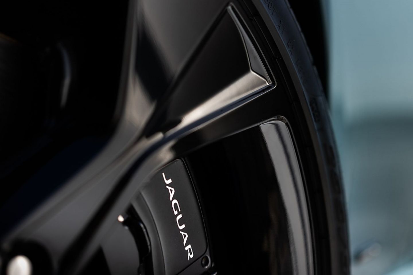 Jaguar F-Type 75 Cabrio