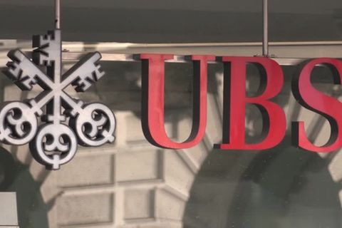 Video: Schweizer UBS übernimmt angeschlagene Credit Suisse